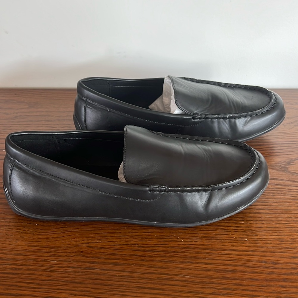 Nordstrom Boys Black Leather Upper Loafers, Size 5 big kid
